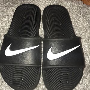 nike slides